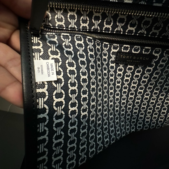 NWT Tory Burch 153170 Gemini Link Tote Black Coated Canvas Shoulder Bag - Picture 12 of 12
